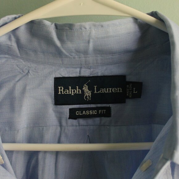 Light blue Ralph Lauren button- down, classic fit. Size L - Picture 3 of 3